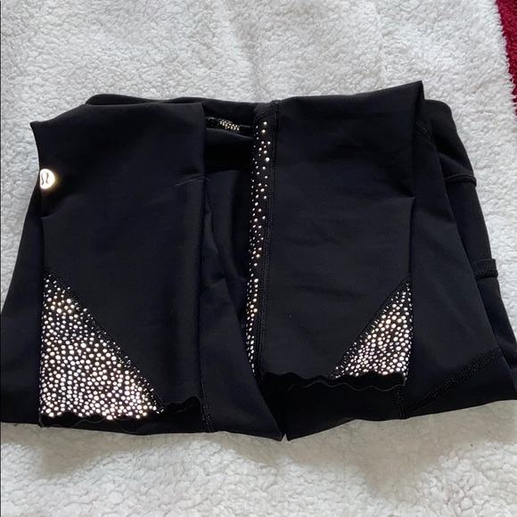 Lululemon Tight stuff - Picture 2 of 4